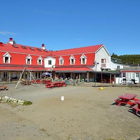Auberge Jeunesse De 타두삭 외부 사진